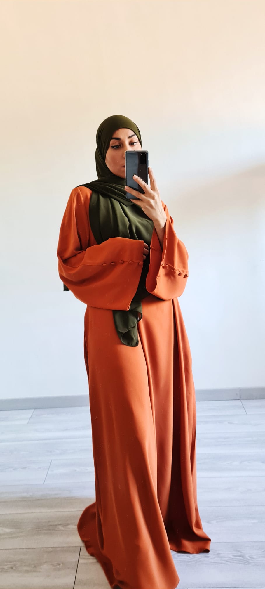 Abaya Hilal